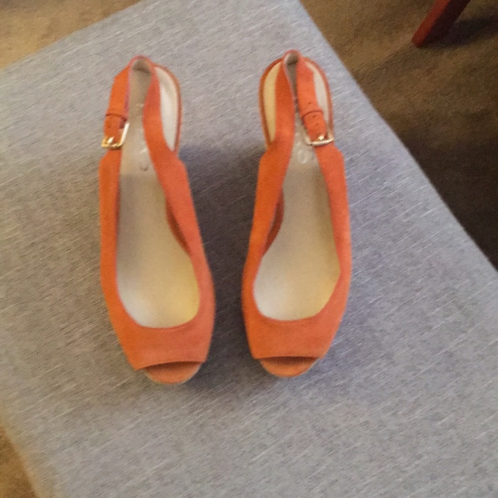 Michael Kors EUC orange wedge sandals